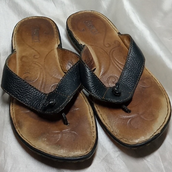 Born women's black sandals size 7 - Picture 1 of 5